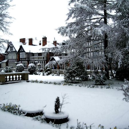 The Golf Hotel Woodhall Spa Exterior foto